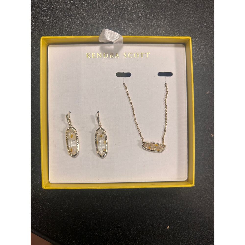 Kendra Scott Eva Pendant necklace and drop earrings - white mosaic glass